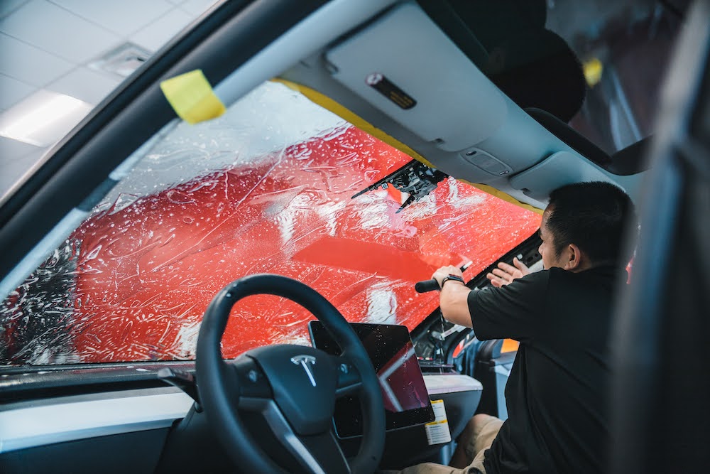 windshield-tint-install-houston
